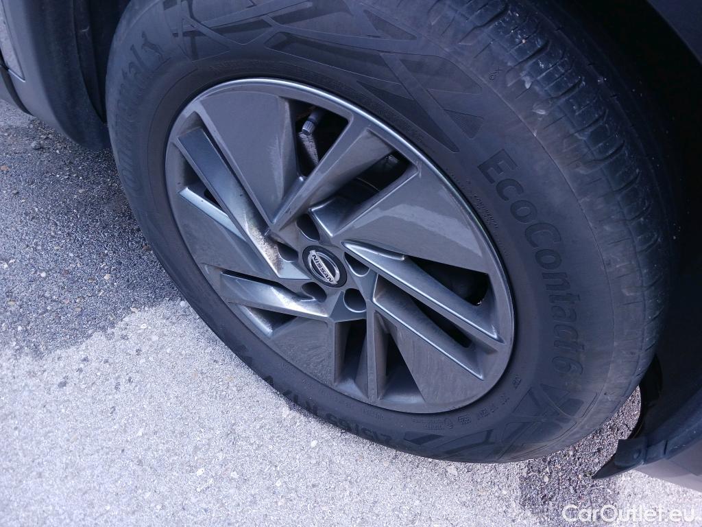  Nissan  Qashqai NISSAN  / 2021 / 5P / todoterreno DIG-T 116kW (158CV) mHEV Xtronic Acenta (AC) #9