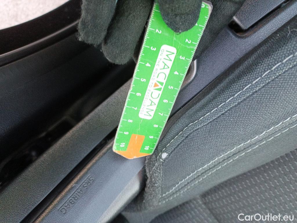  Nissan  Qashqai NISSAN  / 2021 / 5P / todoterreno DIG-T 103kW (140CV) mHEV 4x2 Acenta #6