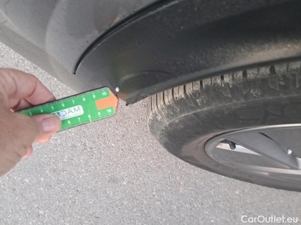  Nissan  Qashqai NISSAN  / 2021 / 5P / todoterreno DIG-T 116kW (158CV) mHEV Xtronic Acenta (AC) #33