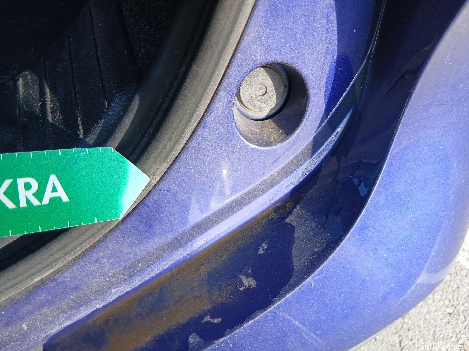  Nissan  Qashqai NISSAN  / 2021 / 5P / todoterreno DIG-T 103kW (140CV) mHEV 4x2 Acenta #4