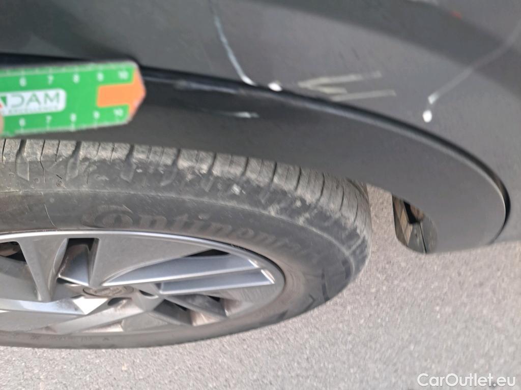  Nissan  Qashqai NISSAN  / 2021 / 5P / todoterreno DIG-T 116kW (158CV) mHEV Xtronic Acenta (AC) #32