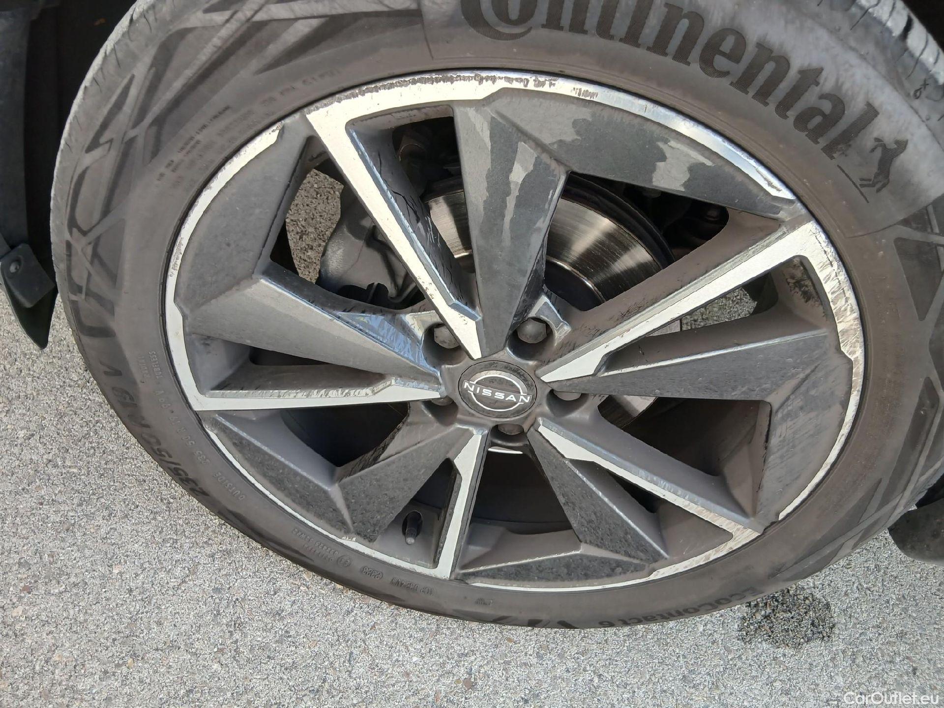  Nissan  Qashqai NISSAN  / 2021 / 5P / todoterreno DIG-T 116kW mHEV Xtronic Tekna #4