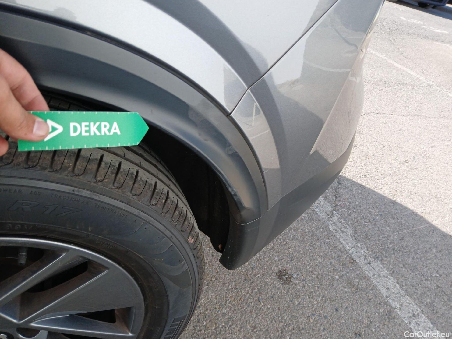  Nissan  Qashqai NISSAN  / 2021 / 5P / todoterreno DIG-T 116kW (158CV) mHEV Xtronic Acenta (AC) #24