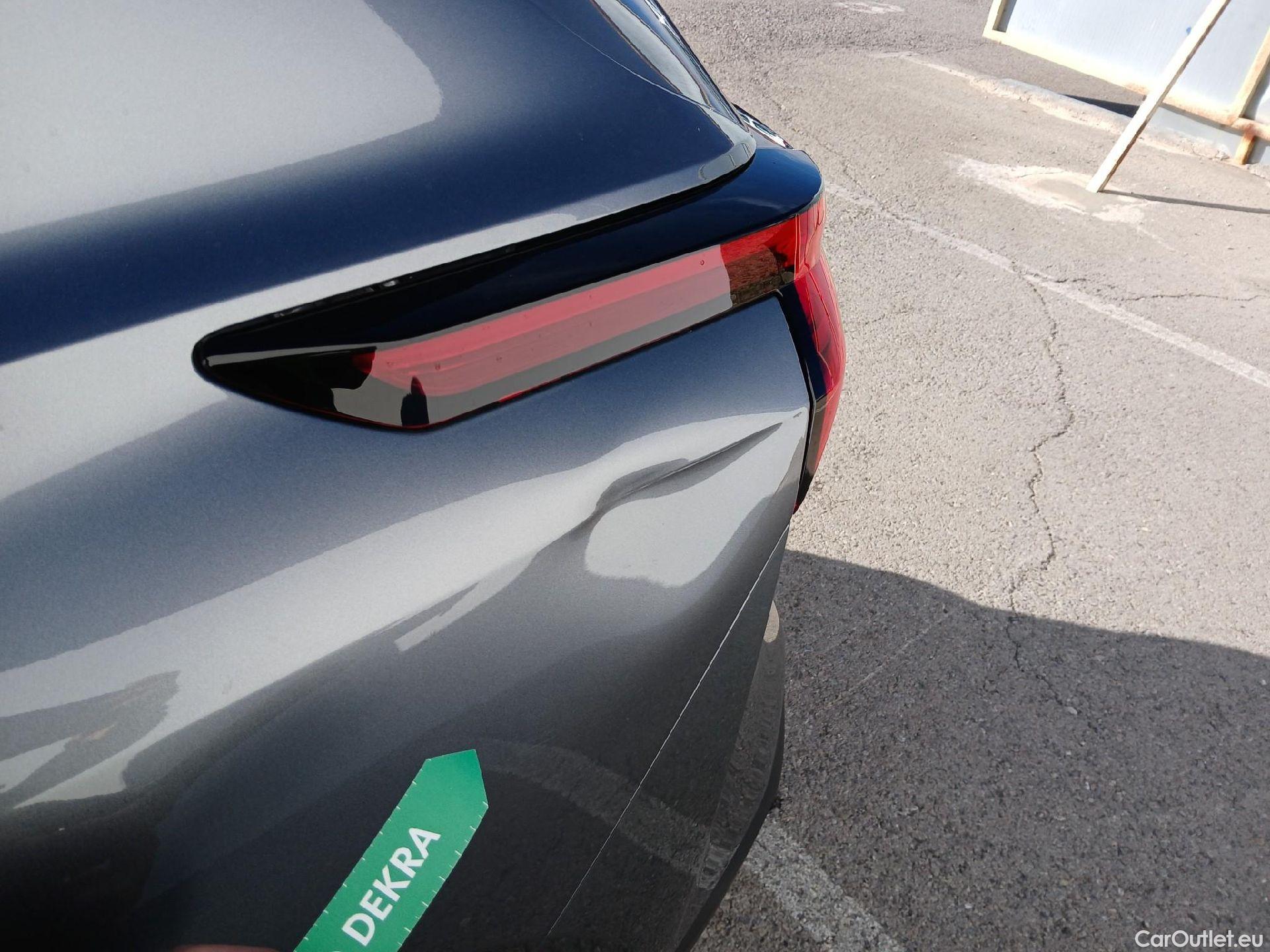  Nissan  Qashqai NISSAN  / 2021 / 5P / todoterreno DIG-T 116kW (158CV) mHEV Xtronic Acenta (AC) #29