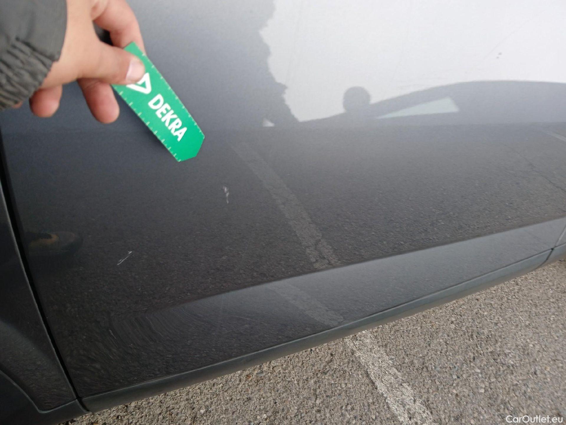  Nissan  Qashqai NISSAN  / 2021 / 5P / todoterreno DIG-T 116kW (158CV) mHEV Xtronic Acenta (AC) #20