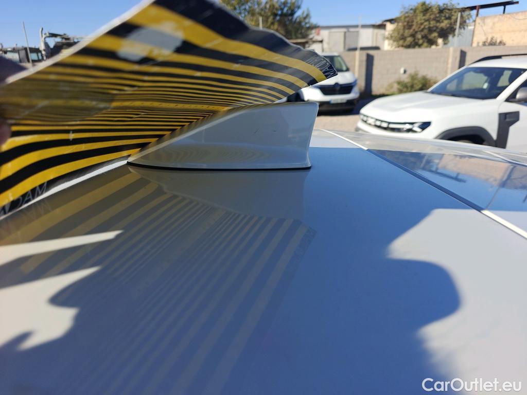  Nissan  Qashqai NISSAN  / 2021 / 5P / todoterreno DIG-T 116kW (158CV) mHEV Xtronic Acenta (AC2) #9