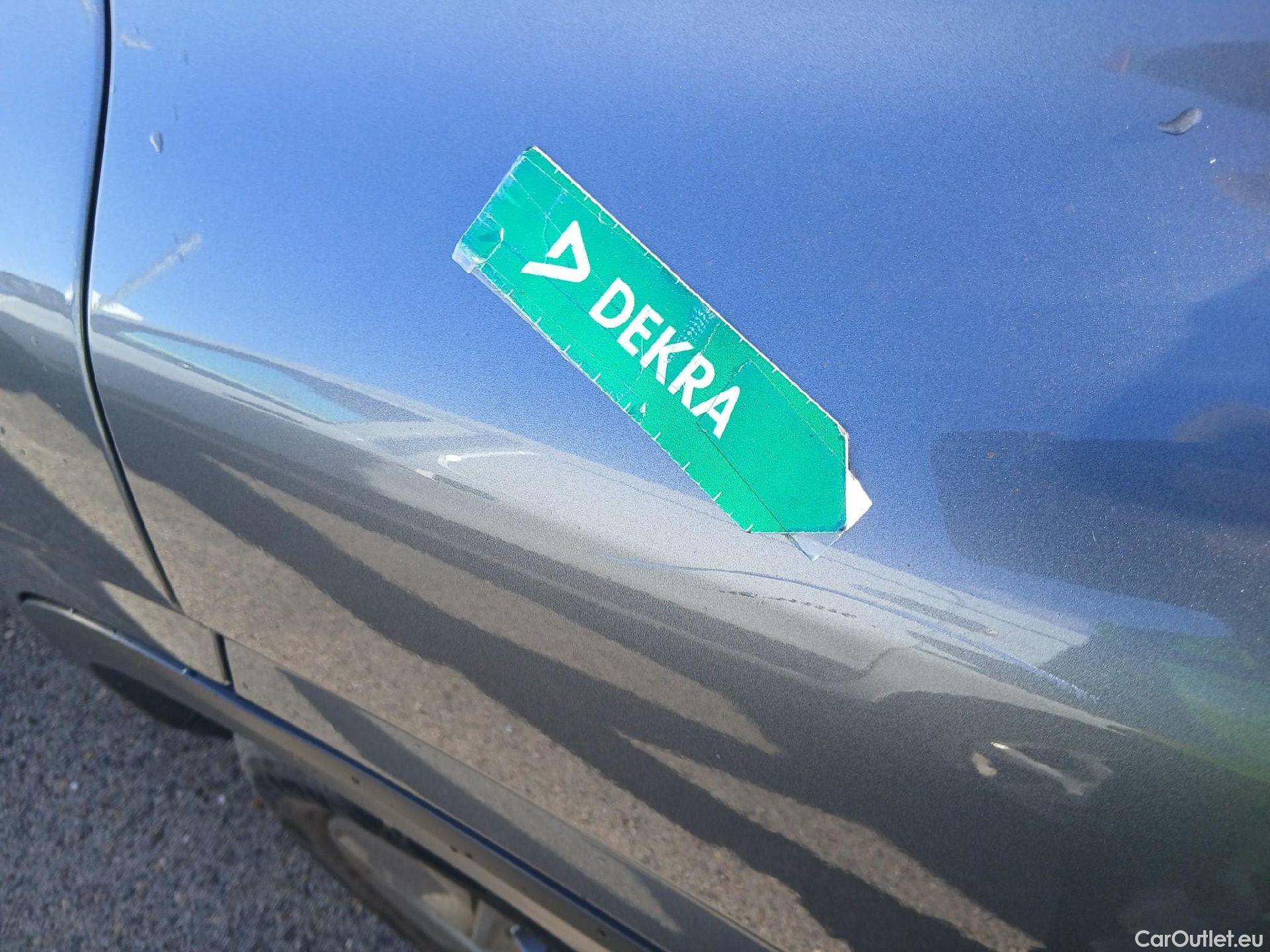  Nissan  Qashqai NISSAN  / 2021 / 5P / todoterreno DIG-T 116kW (158CV) mHEV Xtronic Acenta (AC) #19