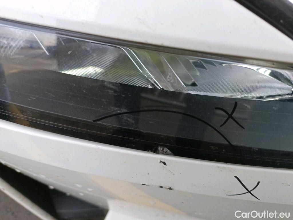  Nissan  Qashqai NISSAN  / 2021 / 5P / todoterreno DIG-T 103kW (140CV) mHEV 4x2 Acenta #22