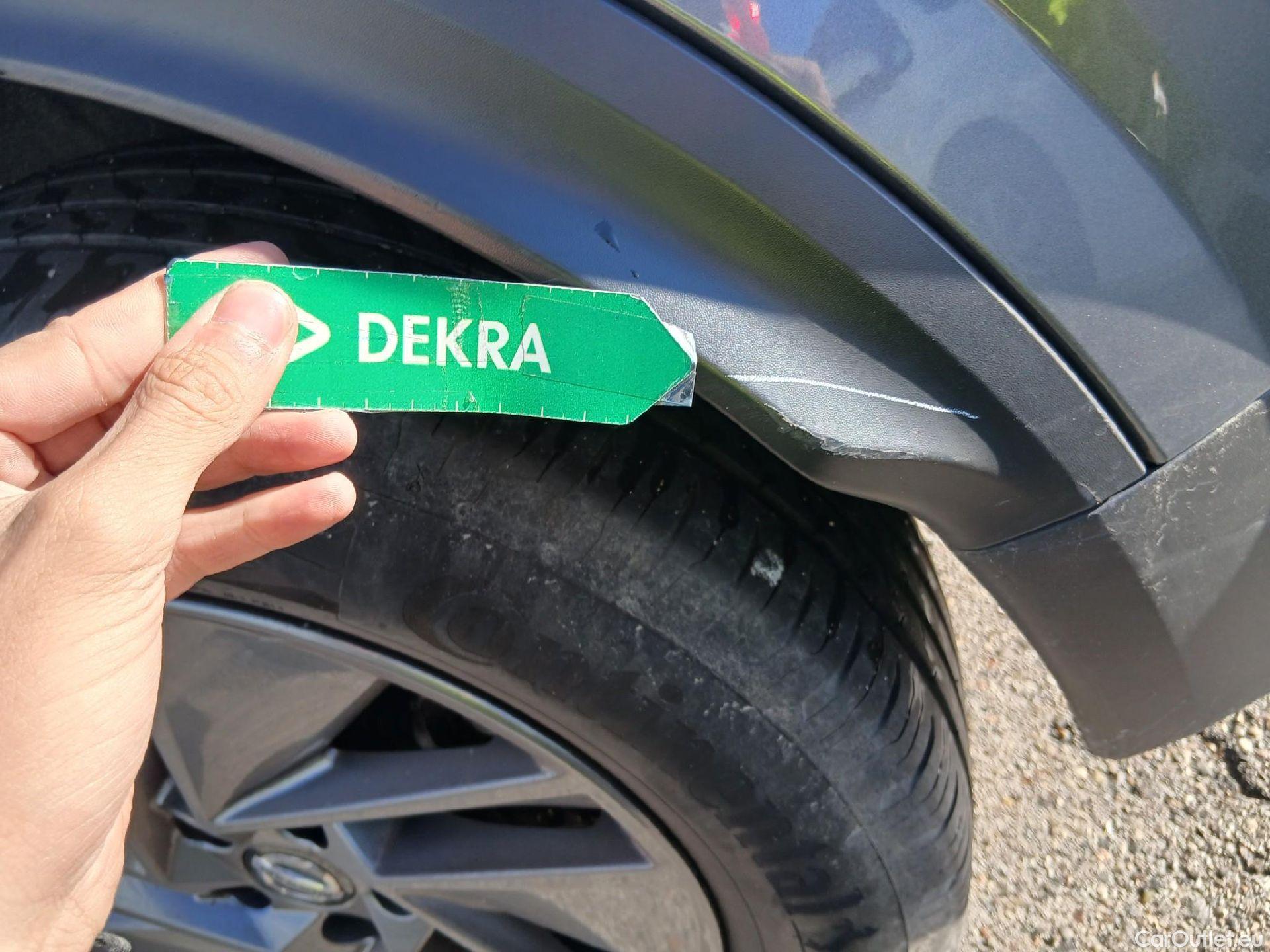  Nissan  Qashqai NISSAN  / 2021 / 5P / todoterreno DIG-T 116kW (158CV) mHEV Xtronic Acenta (AC) #18