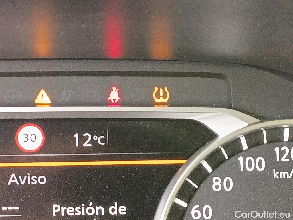  Nissan  Qashqai NISSAN  / 2021 / 5P / todoterreno DIG-T 103kW (140CV) mHEV 4x2 Acenta #28