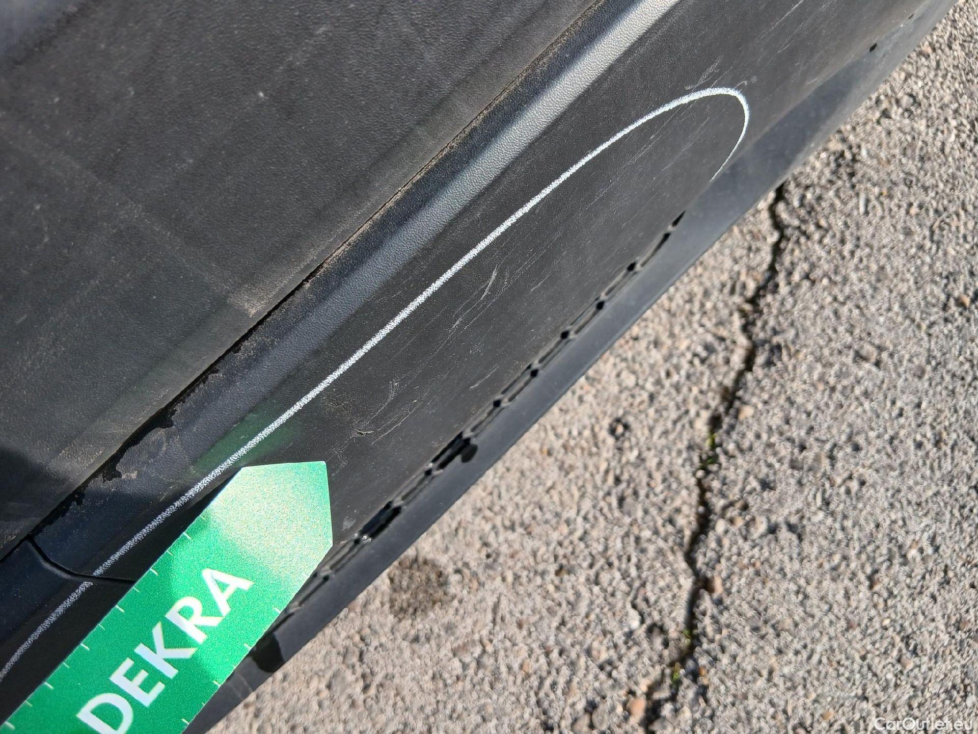  Nissan  Qashqai NISSAN  / 2021 / 5P / todoterreno DIG-T 103kW (140CV) mHEV 4x2 Acenta #23