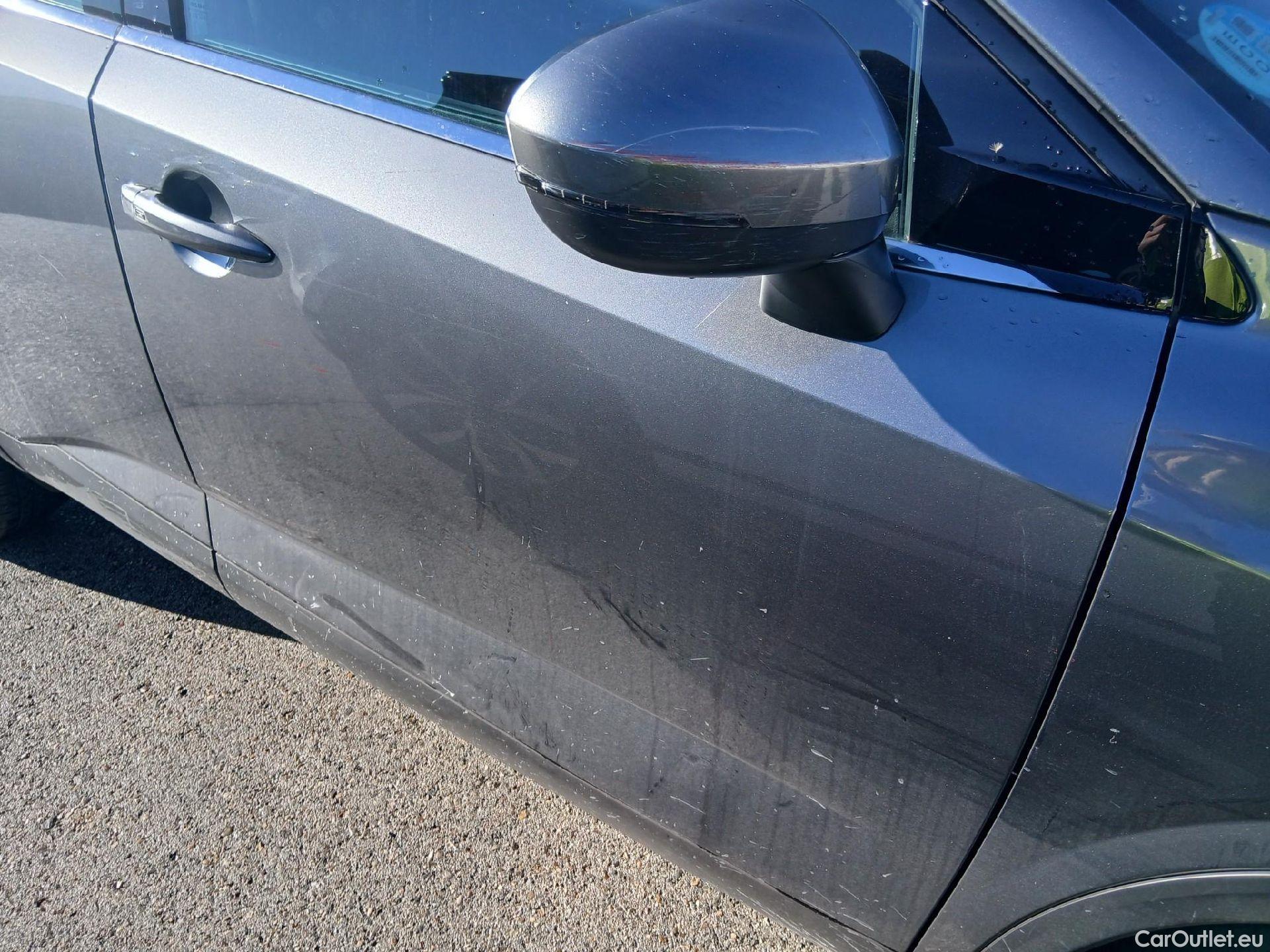  Nissan  Qashqai NISSAN  / 2021 / 5P / todoterreno DIG-T 116kW (158CV) mHEV Xtronic Acenta (AC) #42