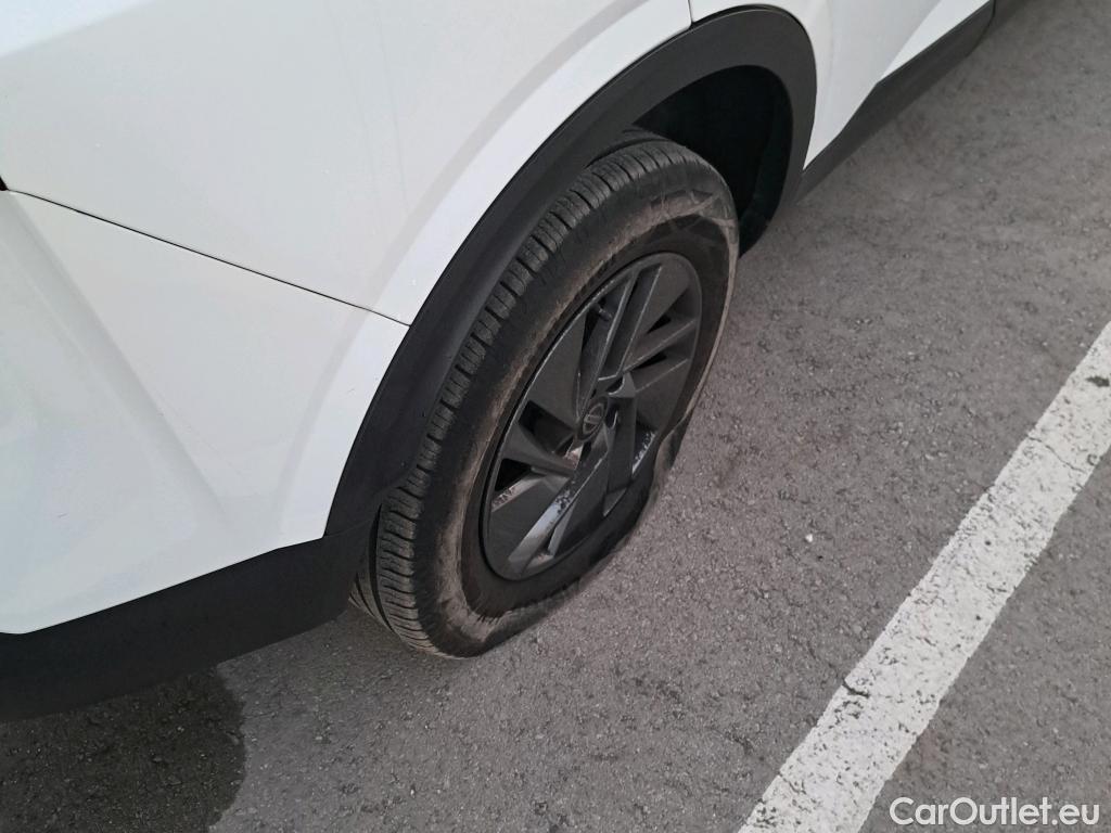  Nissan  Qashqai NISSAN  / 2021 / 5P / todoterreno DIG-T 103kW (140CV) mHEV 4x2 Acenta #3