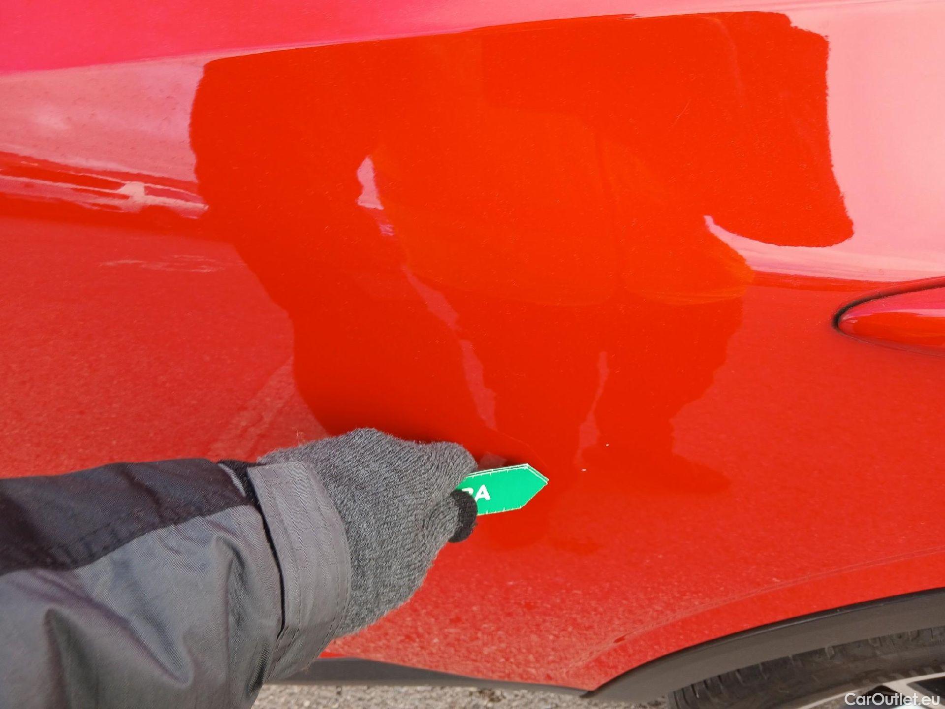  Nissan  Qashqai NISSAN  / 2021 / 5P / todoterreno DIG-T 116kW mHEV Xtronic Tekna #3