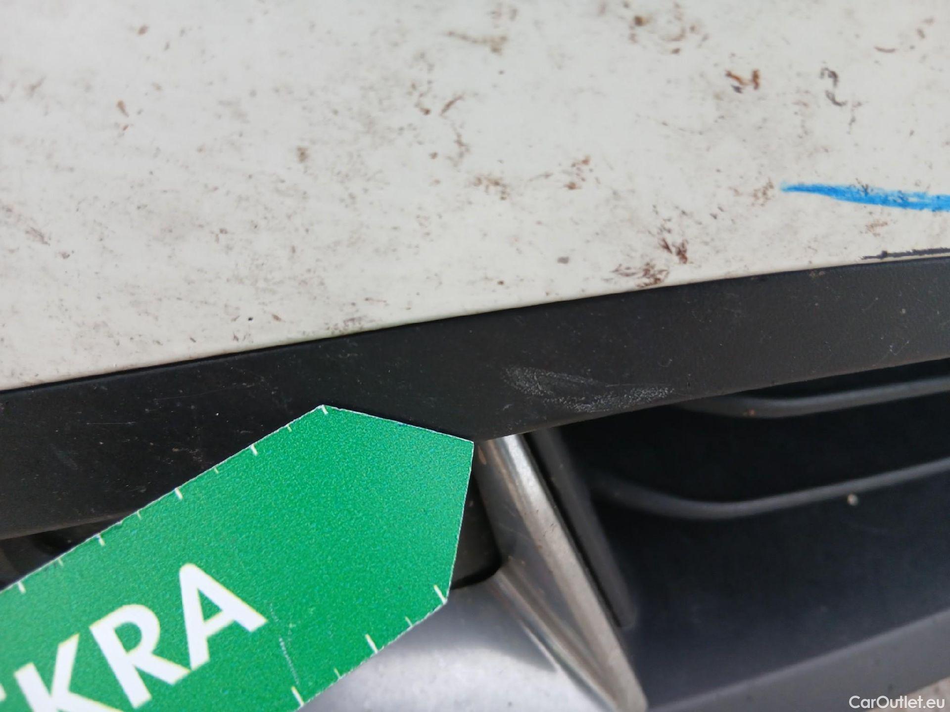  Nissan  Qashqai NISSAN  / 2021 / 5P / todoterreno DIG-T 116kW mHEV Xtronic Tekna #7