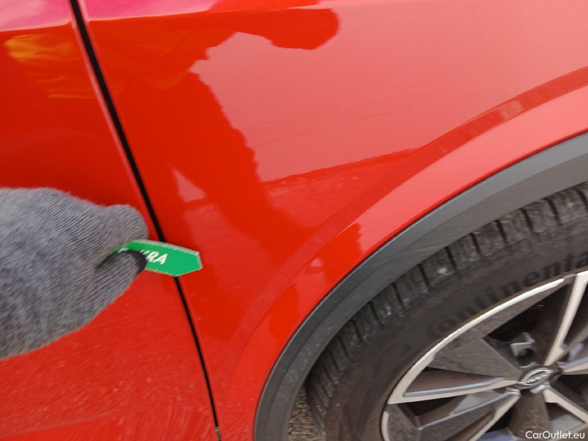  Nissan  Qashqai NISSAN  / 2021 / 5P / todoterreno DIG-T 116kW mHEV Xtronic Tekna #19