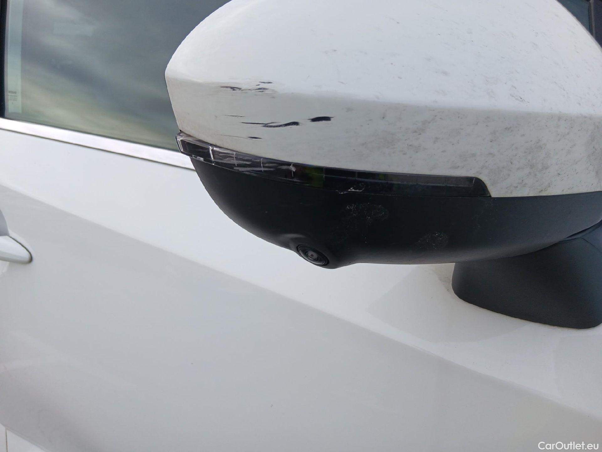  Nissan  Qashqai NISSAN  / 2021 / 5P / todoterreno DIG-T 116kW mHEV Xtronic Tekna #24