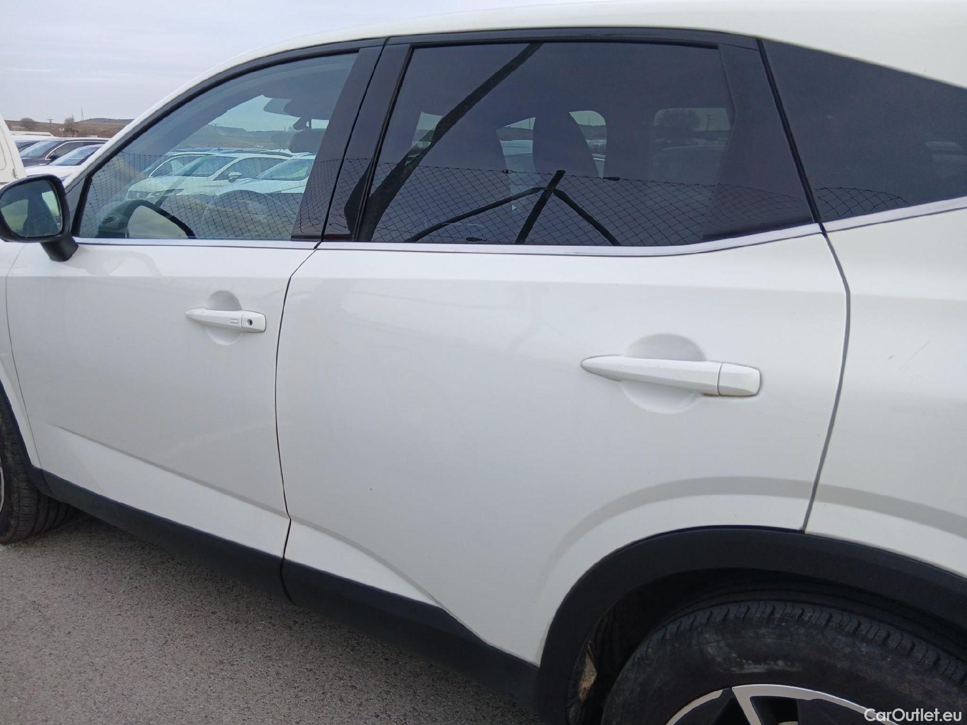  Nissan  Qashqai NISSAN  / 2021 / 5P / todoterreno DIG-T 116kW mHEV Xtronic Tekna #9