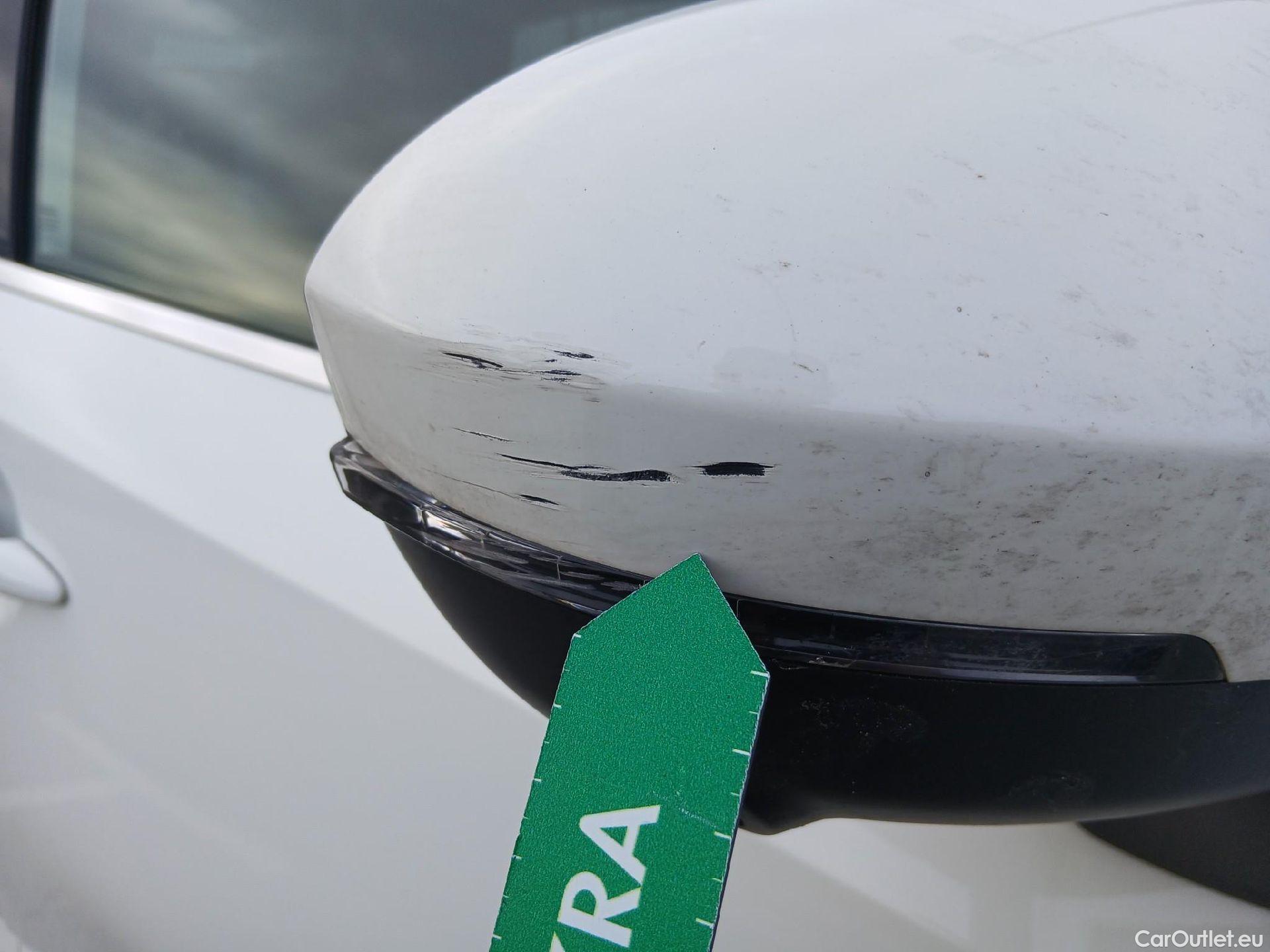  Nissan  Qashqai NISSAN  / 2021 / 5P / todoterreno DIG-T 116kW mHEV Xtronic Tekna #21