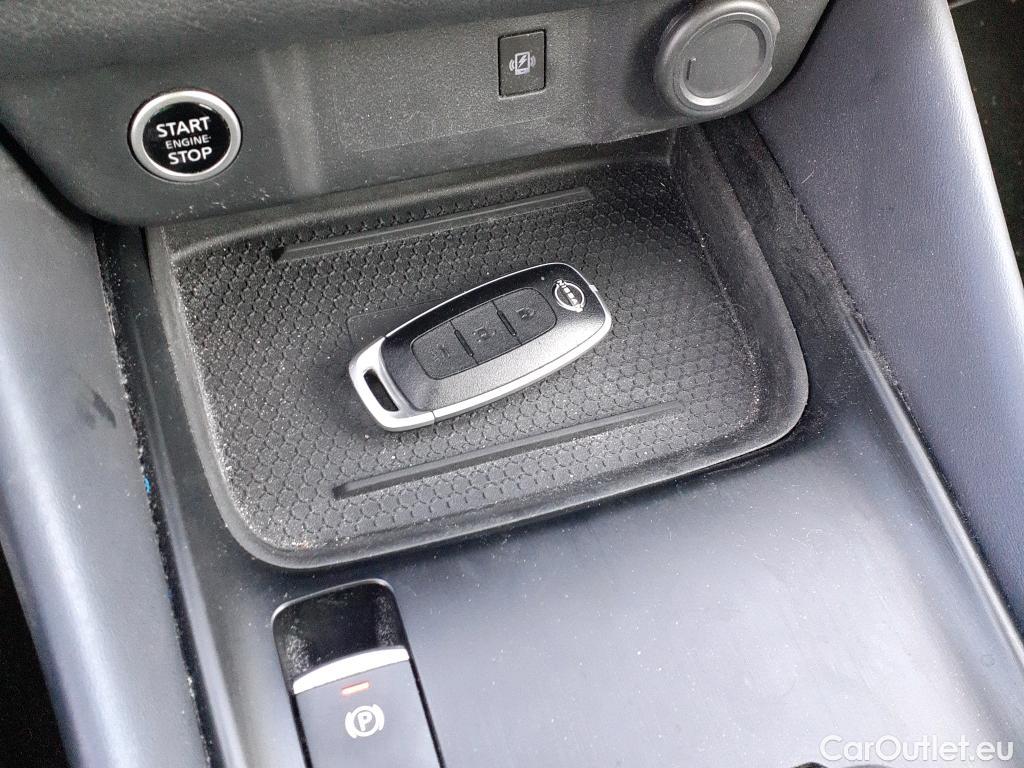  Nissan  Qashqai NISSAN  / 2021 / 5P / todoterreno DIG-T 116kW mHEV Xtronic Tekna #2