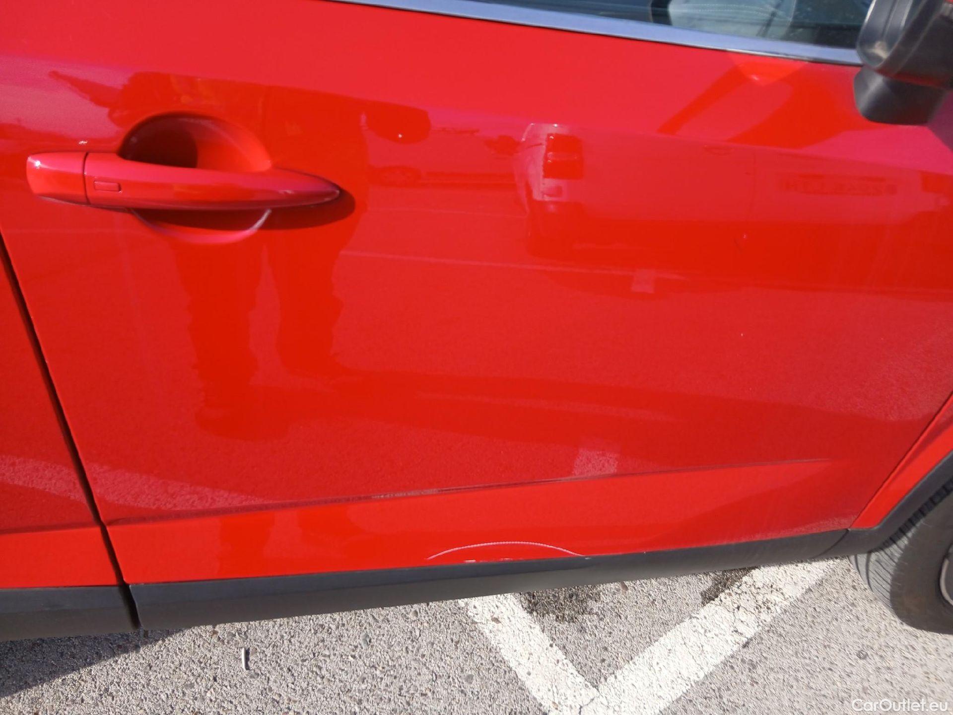  Nissan  Qashqai NISSAN  / 2021 / 5P / todoterreno DIG-T 116kW mHEV Xtronic Tekna #41