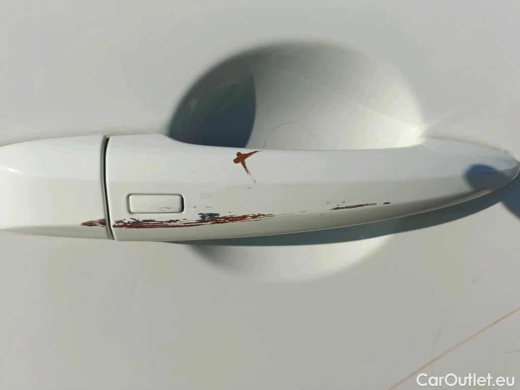  Nissan  Qashqai NISSAN  / 2021 / 5P / todoterreno DIG-T 103kW (140CV) mHEV 4x2 Acenta #24