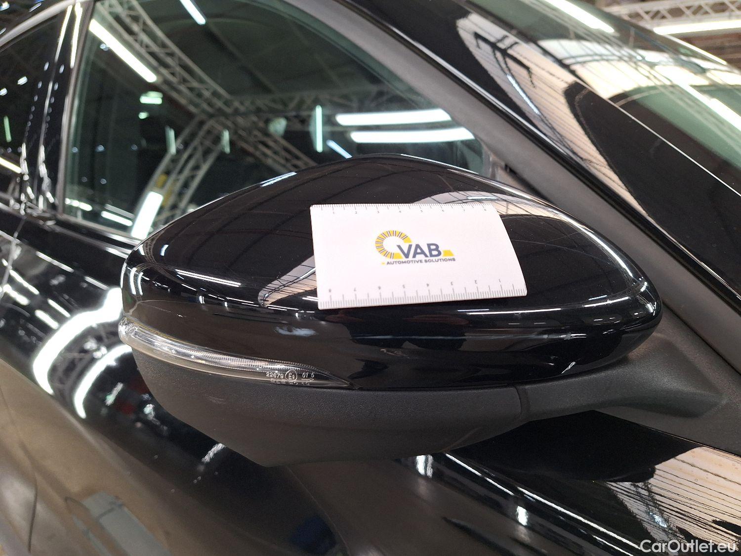  Ford  Mustang Ford,  '20 BEV, Ford  Mach-E 76kWh 221kW Standard Range RWD #1