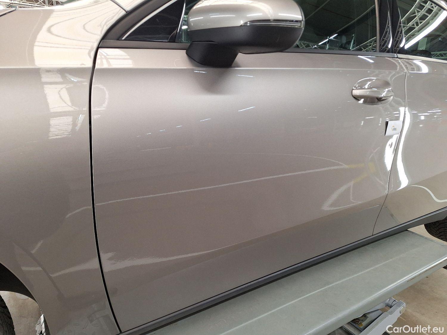  Mercedes  A-Klasse Mercedes, A-Class '18, Mercedes-Benz  A 180 d Aut. 5d #26