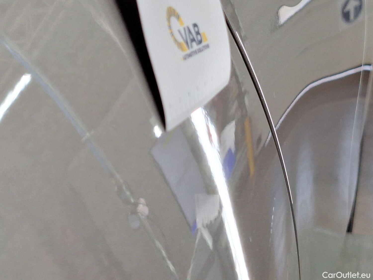  Mercedes  A-Klasse Mercedes, A-Class '18, Mercedes-Benz  A 180 d Aut. 5d #14