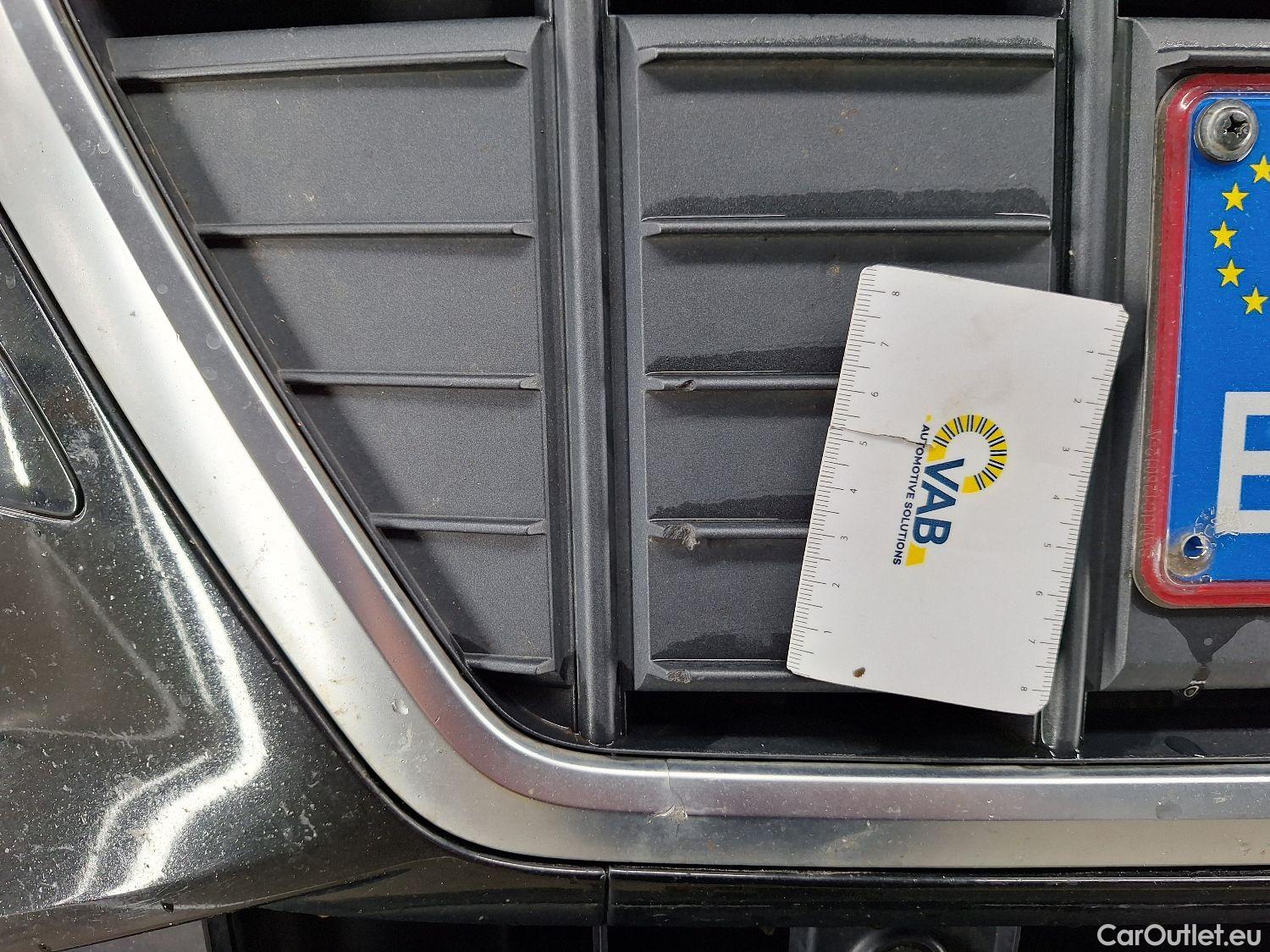  Audi  Q3 Audi,  '18, Audi  35 TDI S Tronic Bus. Ed. Attraction 5d #8