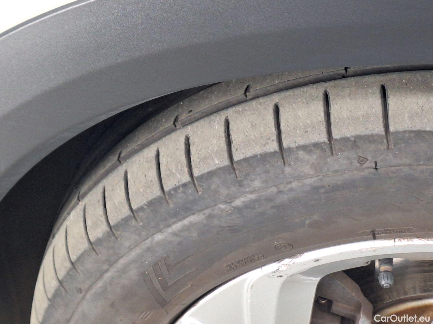  Citroen  C5 Citroën,  Aircross '18, Citroën  Aircross Hybrid 225 e-EAT8 Business GPS #59