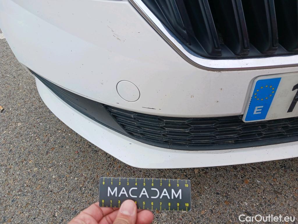  Skoda  Fabia SKODA  / 2018 / 5P / berlina con portón 1.0 TSI 81KW (110cv) Ambition Plus(SP) #16