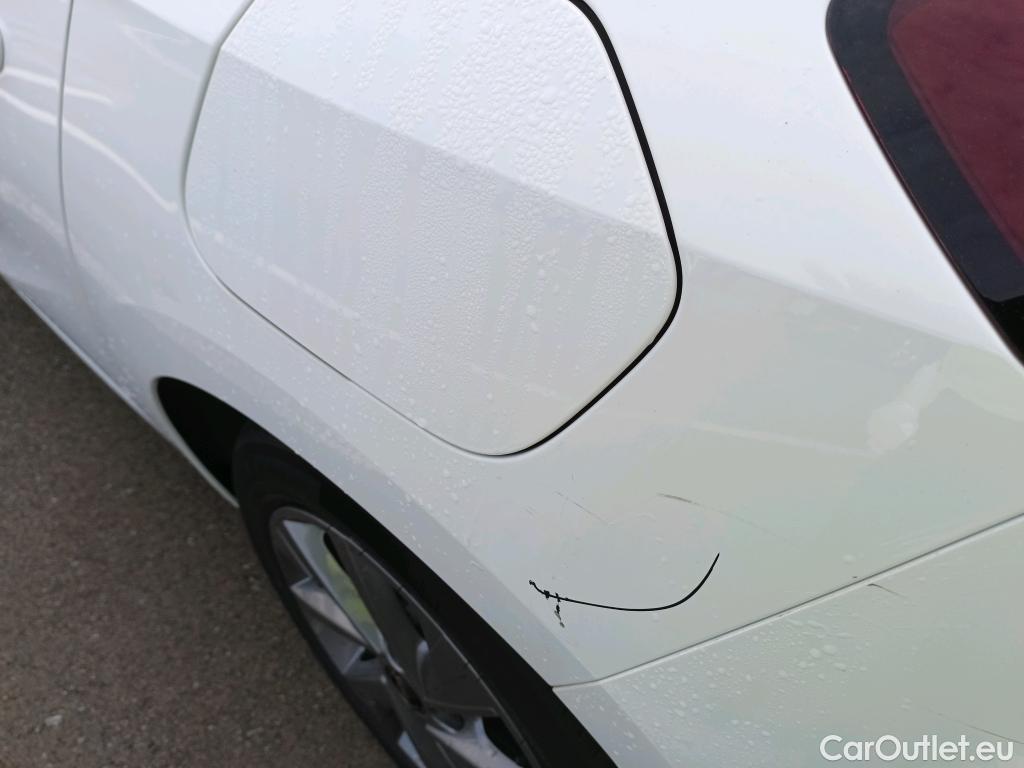  Land Rover  Discovery OPEL Corsa / 2023 / 5P / berlina con portón 1.2T XHL 74kW (100CV) Edition #18