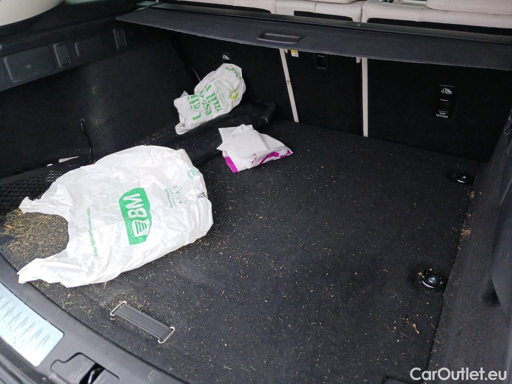  Land Rover  Range Rover LAND ROVER  Velar / 2017 / 5P / todoterreno 2.0 I4 PHEV 297kW (404CV) S 4WD Auto #2