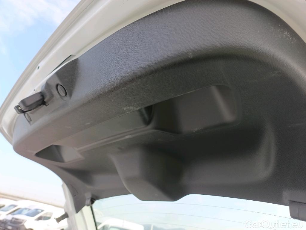  Land Rover  Discovery OPEL Corsa / 2023 / 5P / berlina con portón 1.2T XHL 74kW (100CV) Edition #11