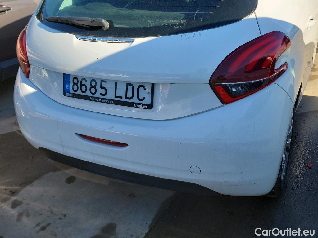  Peugeot  208 PEUGEOT  / 2019 / 5P / berlina con portón BlueHDi 73kW (100CV) Active #26