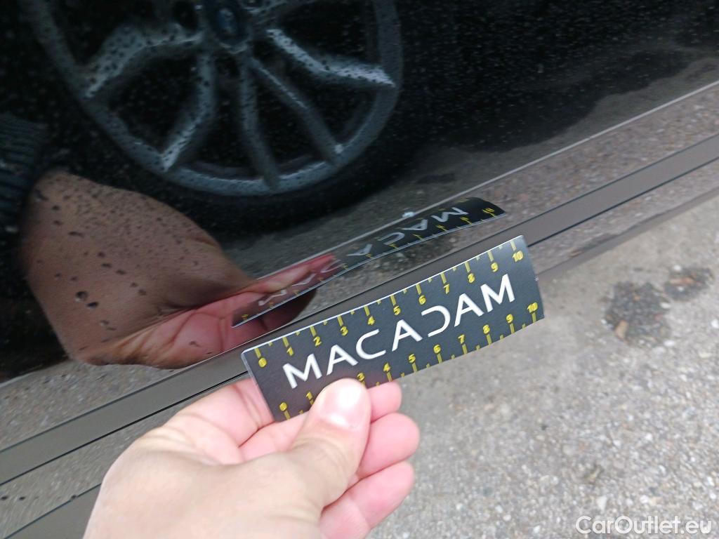  Land Rover  Range Rover LAND ROVER  Velar / 2017 / 5P / todoterreno 2.0 I4 PHEV 297kW (404CV) S 4WD Auto #37