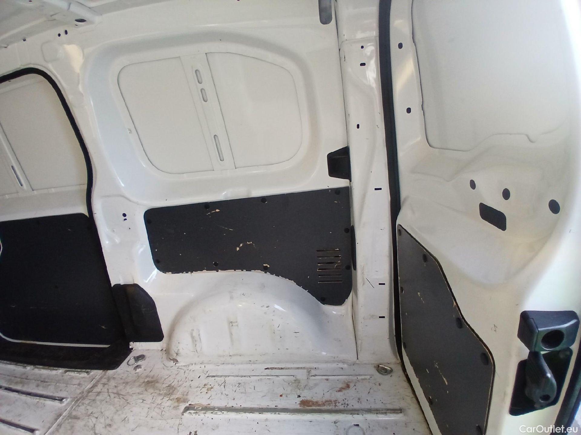  Opel  Vivaro OPEL  / 2019 / 4P / furgón 1.5 Diésel 88kW (120CV) M Std Select #11