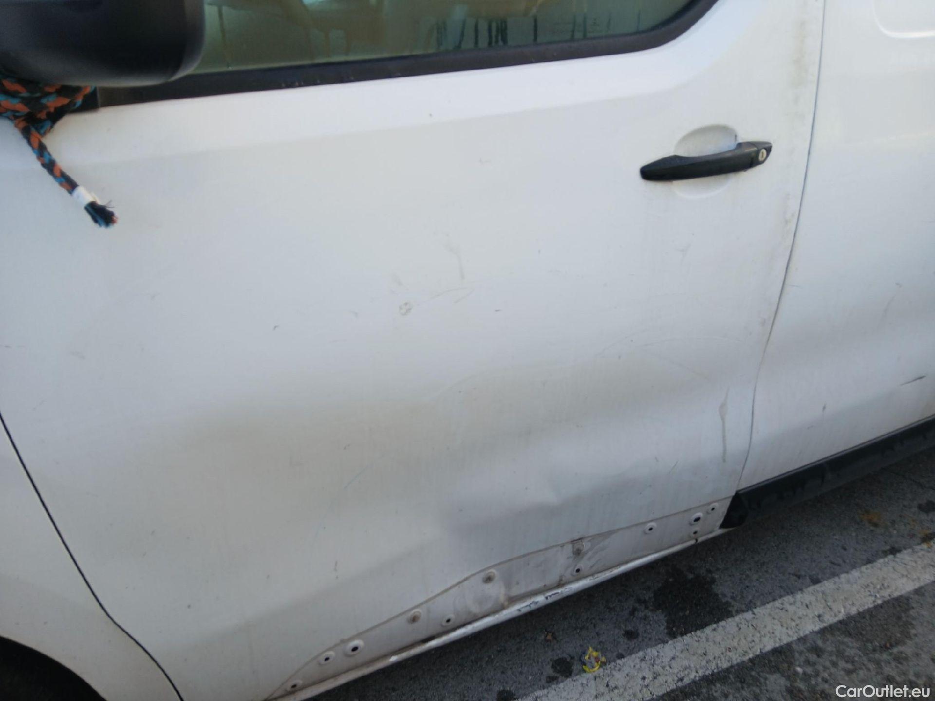  Opel  Vivaro OPEL  / 2019 / 4P / furgón 1.5 Diésel 88kW (120CV) M Std Select #28