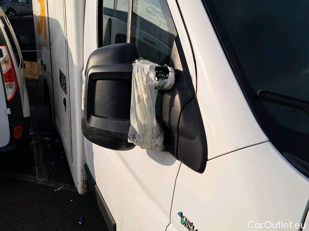  Fiat  Ducato FIAT  / 2014 / 2P / chasis cabina 35 Medio 103kW (140CV) Natural Power #1