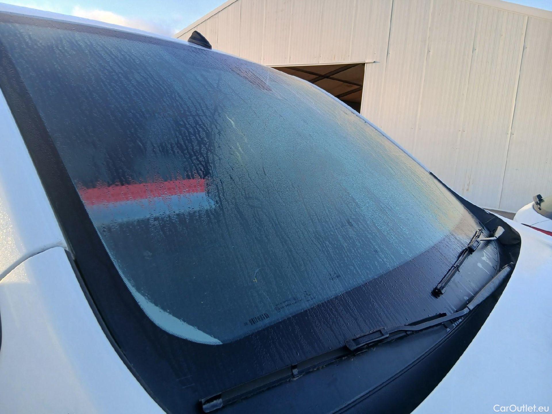  Opel  Vivaro OPEL  / 2019 / 4P / furgón 1.5 Diésel 88kW (120CV) M Std Select #14