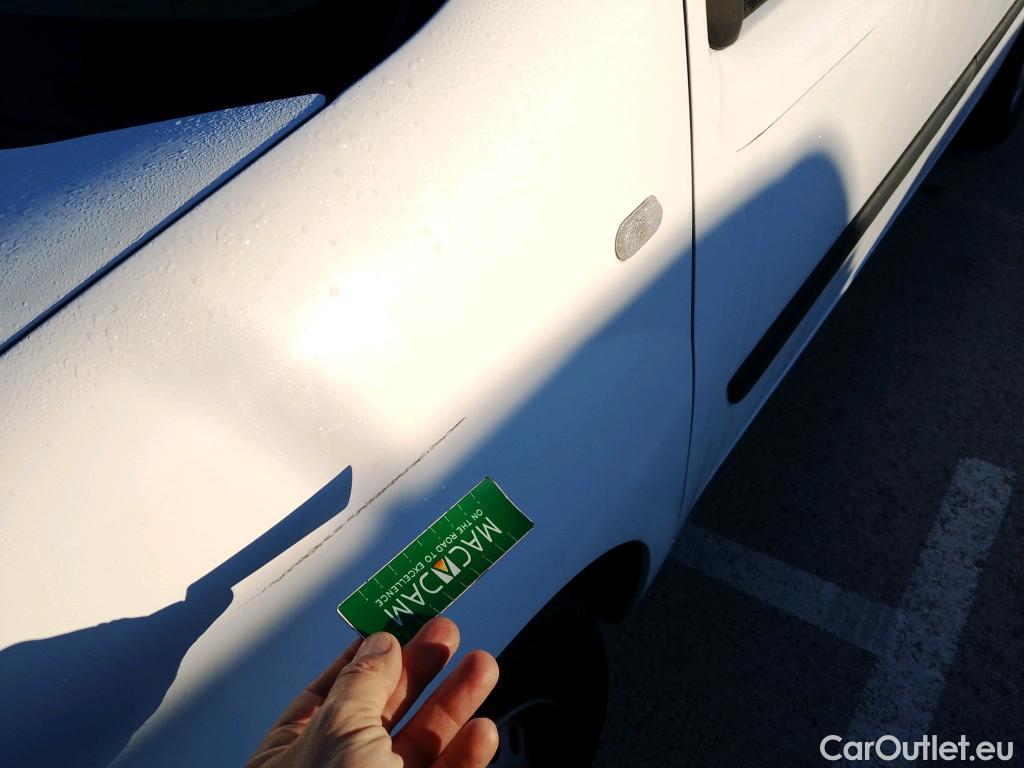  Renault  Kangoo RENAULT  Furgón/2013/3P/furgón derivado de turismo Profesional dCi 55 kW (75 CV) #42