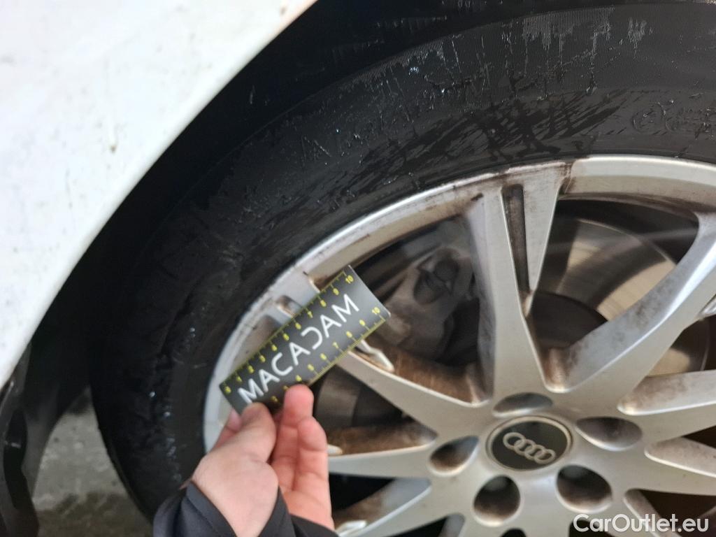  Audi  A4 AUDI  Avant / 2019 / 5P / Break 40 TFSI 204 S tronic Business Line Plus #15