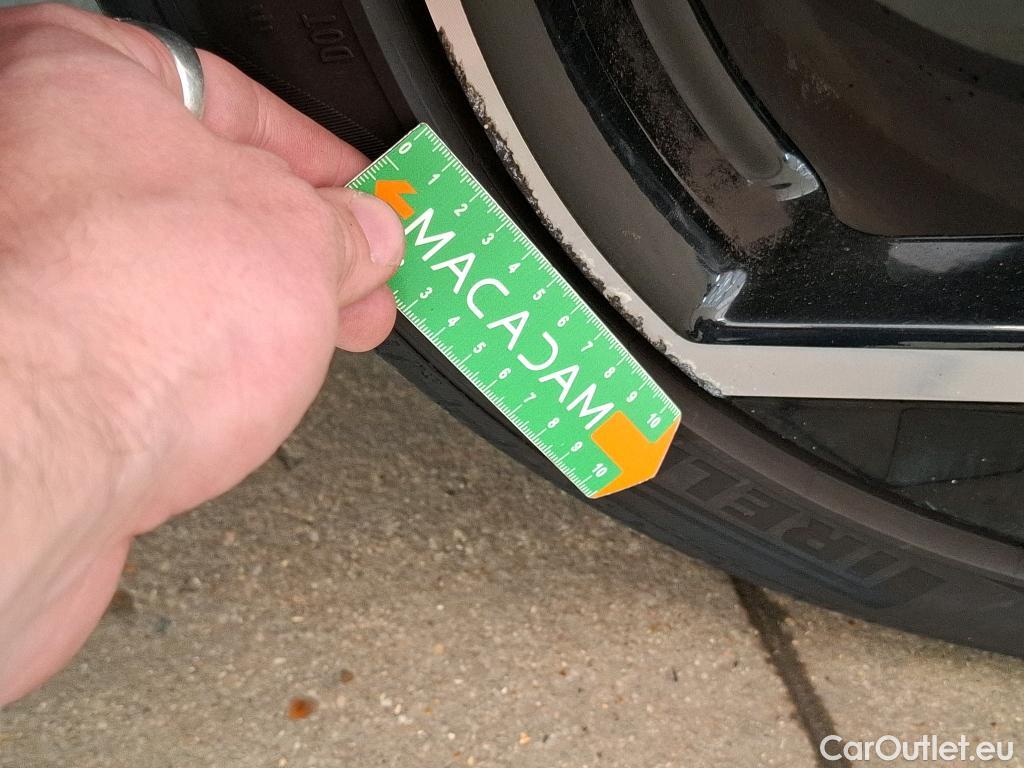  Nissan  Qashqai NISSAN  / 2017 / 5P / Crossover 1.3 DIG-T 160 DCT Tekna #48