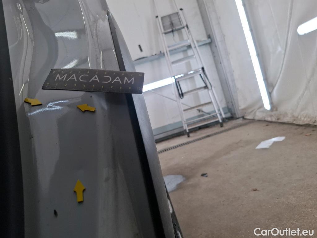  Citroen  C4 Cactus  Shine Business 1.5 BlueHDI 120CV BVA6 E6dT #25