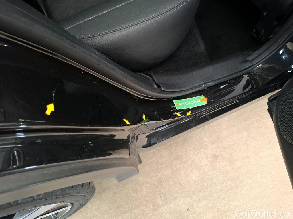  Nissan  Qashqai NISSAN  / 2017 / 5P / Crossover 1.3 DIG-T 160 DCT Tekna #40