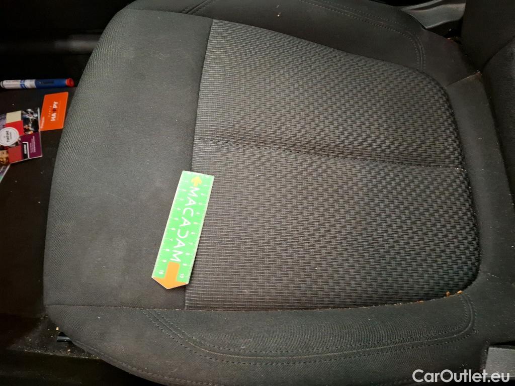  Bmw  Serie 2 BMW  Gran Tourer / 2018 / 5P / monospace 216d Business Design DKG7 #21