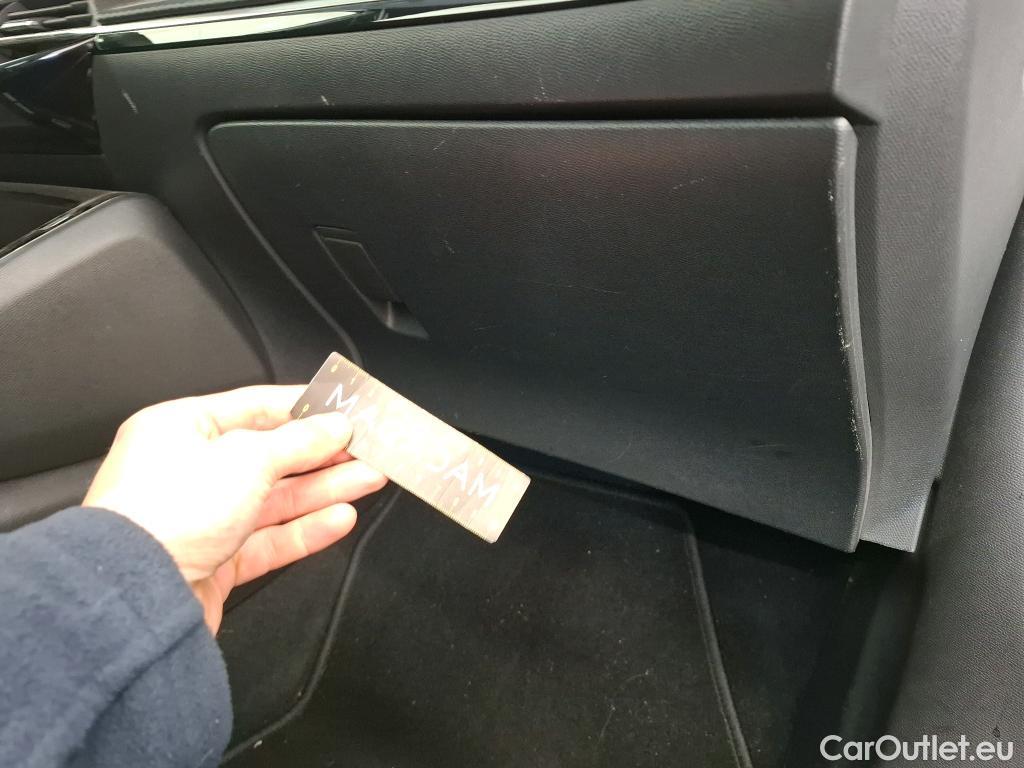  Peugeot  2008  Active Business 1.5 HDi 130CV BVA8 E6d #7