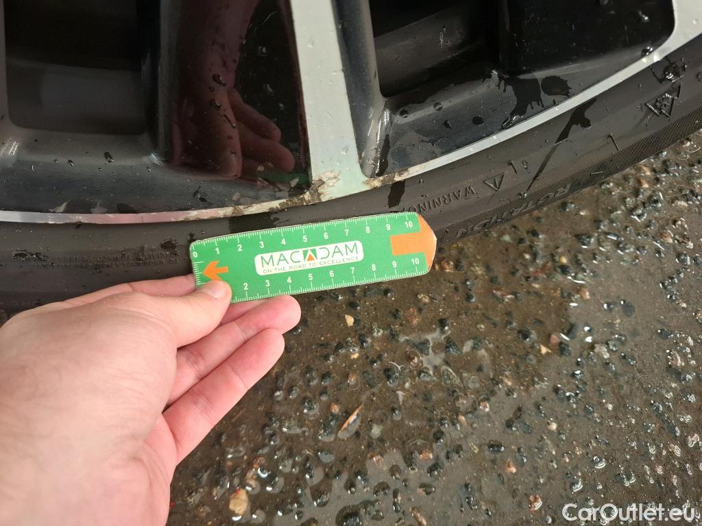  Opel   Grandland X OPEL / 2017 / 5P / SUV 1.5 DIESEL 130 ULTIMATE AUTO #9