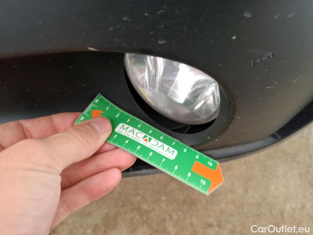  Peugeot  208 PEUGEOT  5p Berline BLUEHDI 100 S&S ACTIVE BUSINESS #40